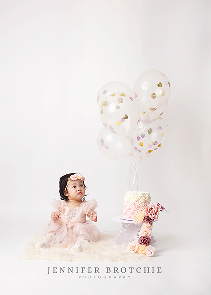 Redlands Cake Smash Shoot, Baby Birthday Studio Photoshoot