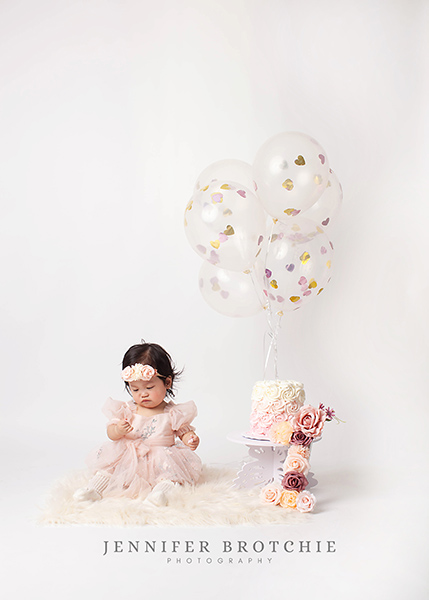 Redlands Cake Smash Shoot, Baby Birthday Studio Photoshoot